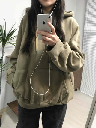 Oversized Kangaroo Pocket Fleece-Lined Hoodie