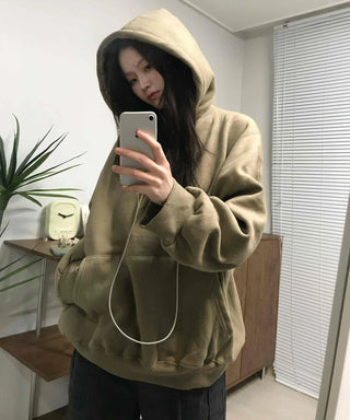 Oversized Kangaroo Pocket Fleece-Lined Hoodie