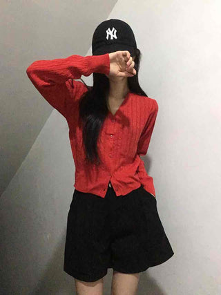 Feminine Cable Button Basic Cardigan