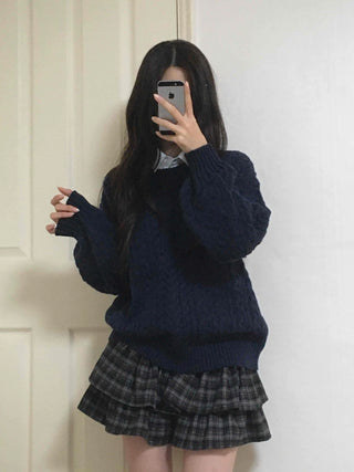 Classic Aran Pattern Wool Blend Round Neck Knit