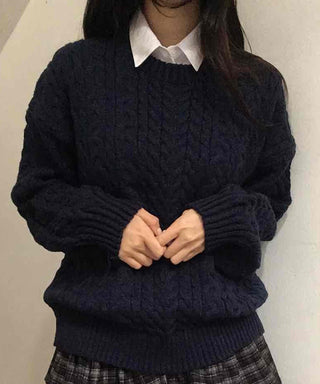 Classic Aran Pattern Wool Blend Round Neck Knit