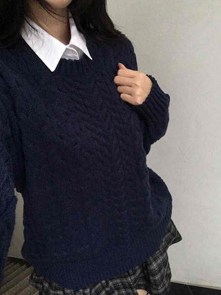 Classic Aran Pattern Wool Blend Round Neck Knit