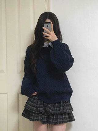 Classic Aran Pattern Wool Blend Round Neck Knit