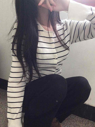 Marine Border Round Neck Slim Button Knit Cardigan