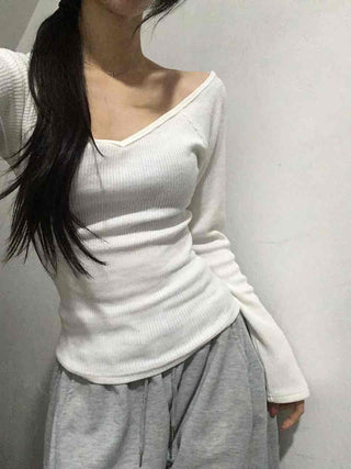 Delicate Fit Slim Off-Shoulder Ribbed Long Sleeve T-Shirt