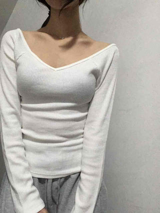 Delicate Fit Slim Off-Shoulder Ribbed Long Sleeve T-Shirt