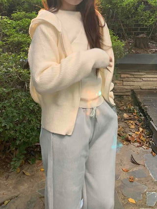 Soft Delicate Fit Cropped Knit Zip-Up Cardigan