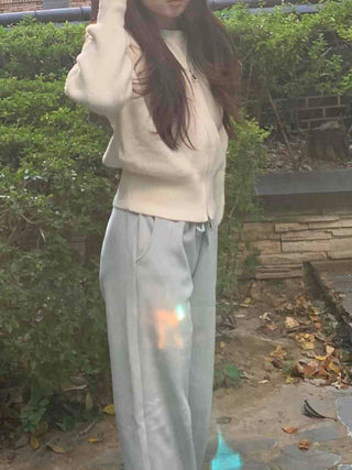 Soft Delicate Fit Cropped Knit Zip-Up Cardigan
