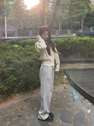 Soft Delicate Fit Cropped Knit Zip-Up Cardigan
