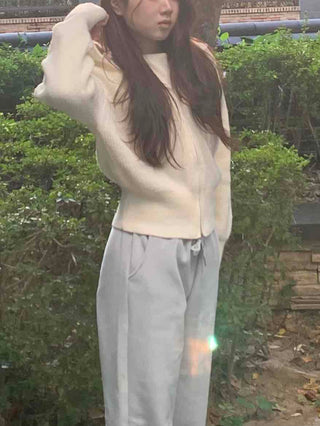 Soft Delicate Fit Cropped Knit Zip-Up Cardigan