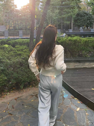 Soft Delicate Fit Cropped Knit Zip-Up Cardigan