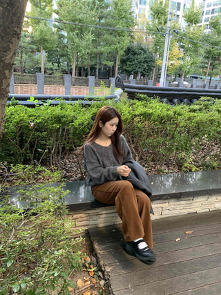 Soft Wool Blend V-Neck Loose Fit Knit