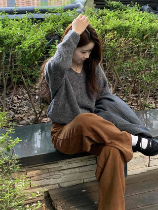 Soft Wool Blend V-Neck Loose Fit Knit