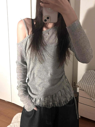 Delicate Fit Off-Shoulder Fringe Slim Knit