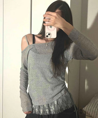 Delicate Fit Off-Shoulder Fringe Slim Knit