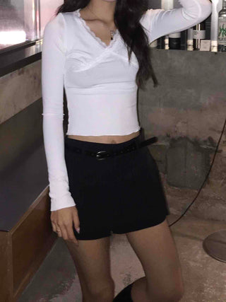 Delicate Fit Asymmetrical Lace Slit V-Neck Cropped Long Sleeve Tee