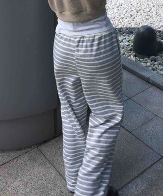 19 Lettering Stripe Loose Fit Jogger Pants