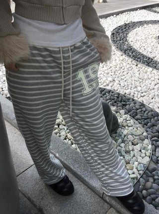 19 Lettering Stripe Loose Fit Jogger Pants