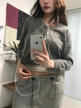 Basic Line Point Crop Knit Cardigan