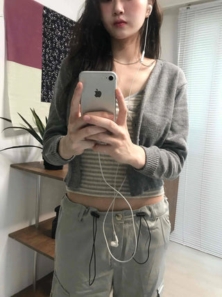 Basic Line Point Crop Knit Cardigan