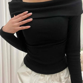 Delicate Fit Off-Shoulder Turtleneck Slim Fit Long Sleeve T-shirt