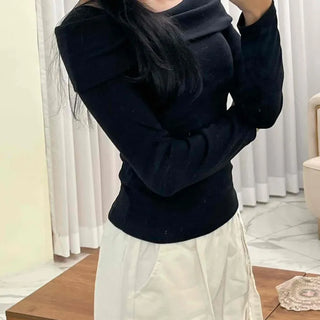 Delicate Fit Off-Shoulder Turtleneck Slim Fit Long Sleeve T-shirt