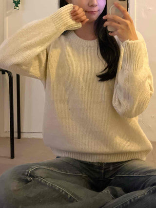 Soft Avant Round Loose Fit Knit