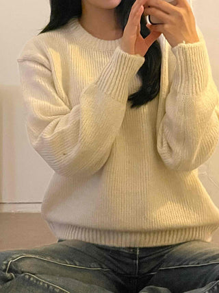 Soft Avant Round Loose Fit Knit