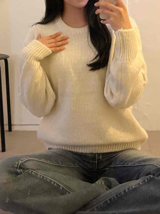 Soft Avant Round Loose Fit Knit