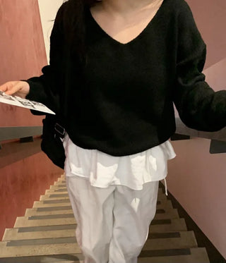 Mako Daily Loose Fit V-Neck Knit