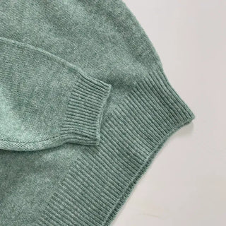 Mako Daily Loose Fit V-Neck Knit