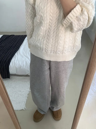 Daily Loose Fit Center Point Fleece-Lined Wide Training Pants