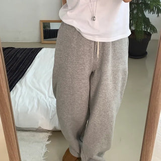 Daily Loose Fit Center Point Fleece-Lined Wide Training Pants