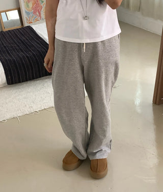 Daily Loose Fit Center Point Fleece-Lined Wide Training Pants