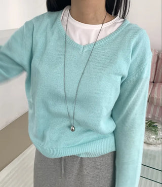 Tone-on-Tone Layered V-Neck Slim Fit Angora Knit