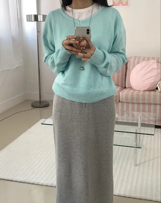 Tone-on-Tone Layered V-Neck Slim Fit Angora Knit