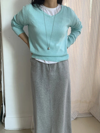 Tone-on-Tone Layered V-Neck Slim Fit Angora Knit
