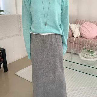 Tone-on-Tone Layered V-Neck Slim Fit Angora Knit
