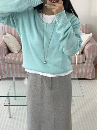 Tone-on-Tone Layered V-Neck Slim Fit Angora Knit