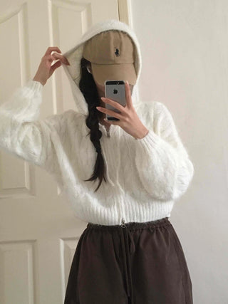 Puff Shoulder Cable Knit Zip-up