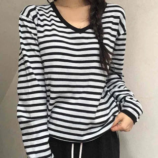 Marine Stripe V-Neck Knit