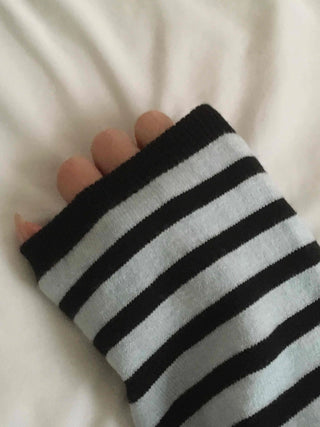 Marine Stripe V-Neck Knit