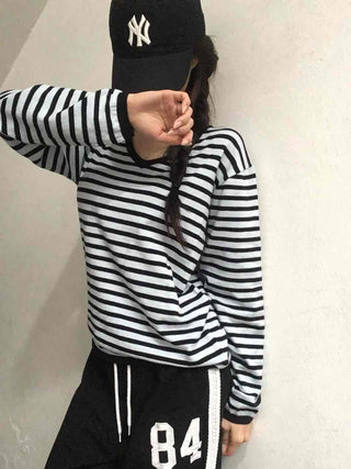 Marine Stripe V-Neck Knit