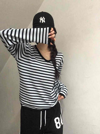 Marine Stripe V-Neck Knit