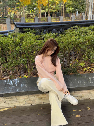 Soft Drop Shoulder Loose Fit Cropped Round Neck Knit