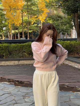 Soft Drop Shoulder Loose Fit Cropped Round Neck Knit