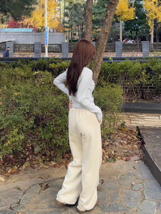 Basic V-neck Slim Fit Ribbed Knit