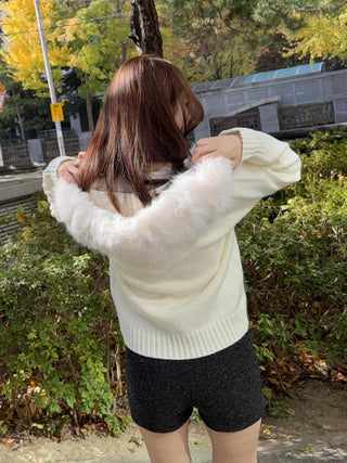 Soft Fur Hooded Loose Fit Cropped Knit Zip-up