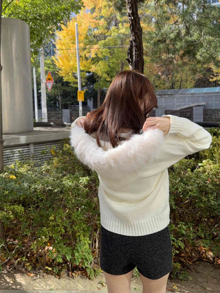 Soft Fur Hooded Loose Fit Cropped Knit Zip-up