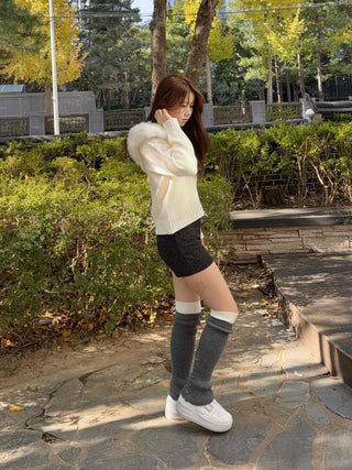 Soft Fur Hooded Loose Fit Cropped Knit Zip-up